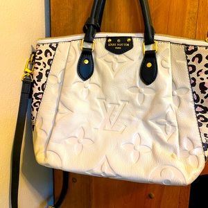 Cheetah purse